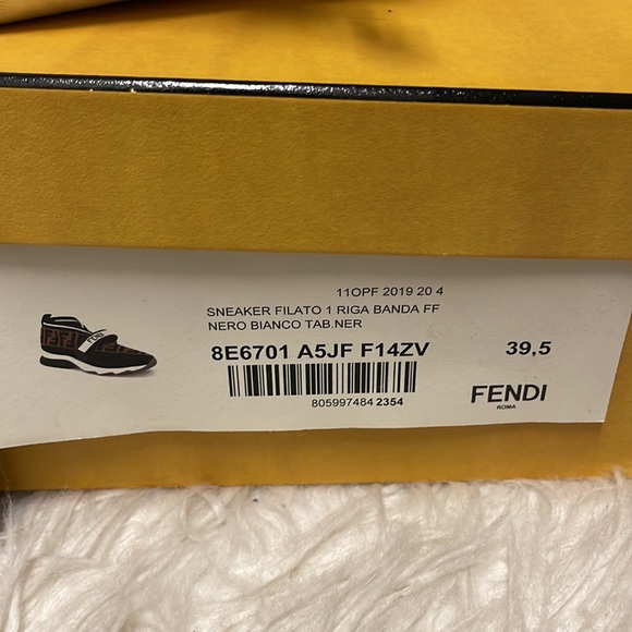 📌📌📌SOLD📌📌📌Fendi sneakers “Rockoko sneakers with two-toned running shoe “ - Picture 8 of 12